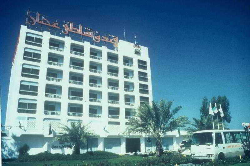 Ajman Beach Hotel Exterior photo